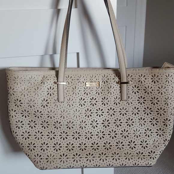 Kate Spade Leather tote - Picture 1 of 4